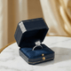 Navigating the Sparkle: What Are the Best Online Moissanite Jewelry Stores? - La Pretti